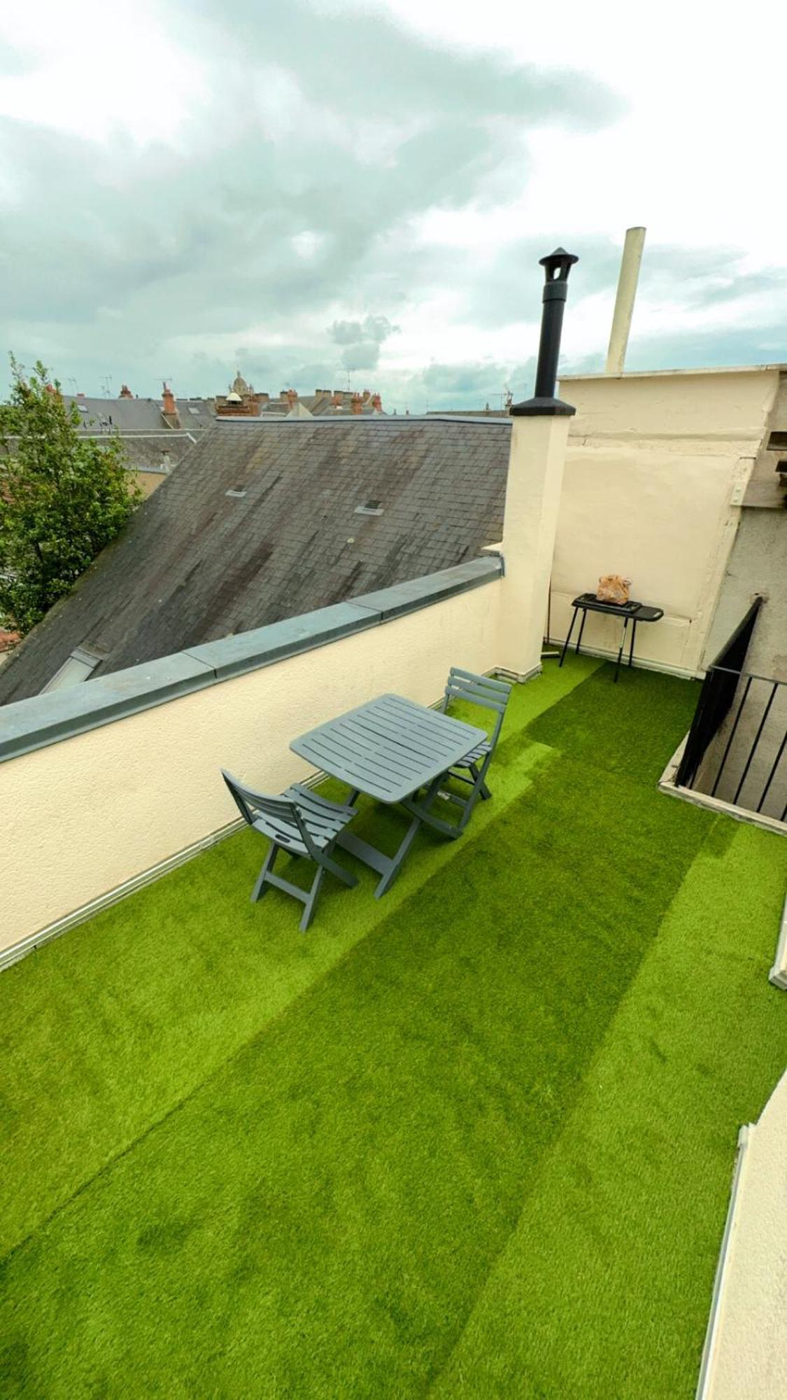 Le Rooftop - Terrasse Vue Cathedrale - Netflix Orleans Exterior photo